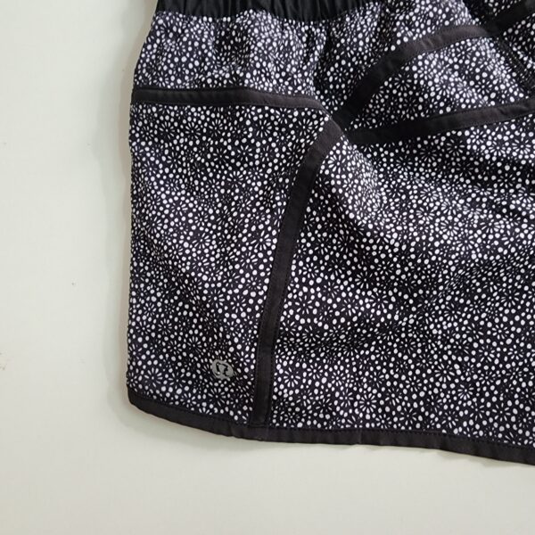 Short Lululemon - Imagen 3