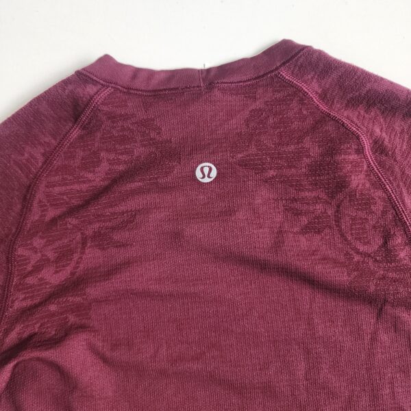 Playera Lululemon - Imagen 3