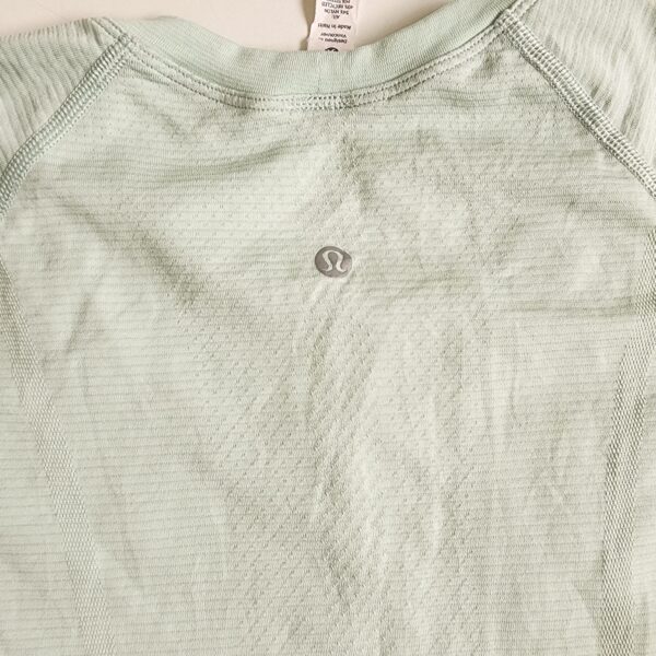 Playera Lululemon - Imagen 3
