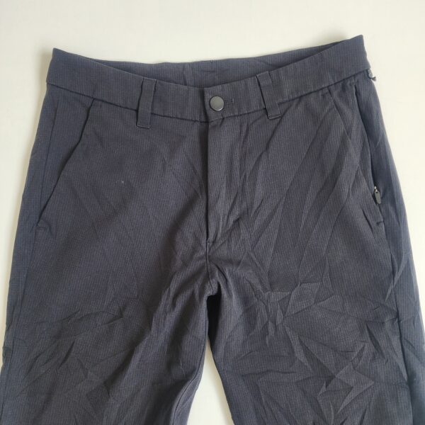 Pantalón Lululemon 28 - Imagen 2