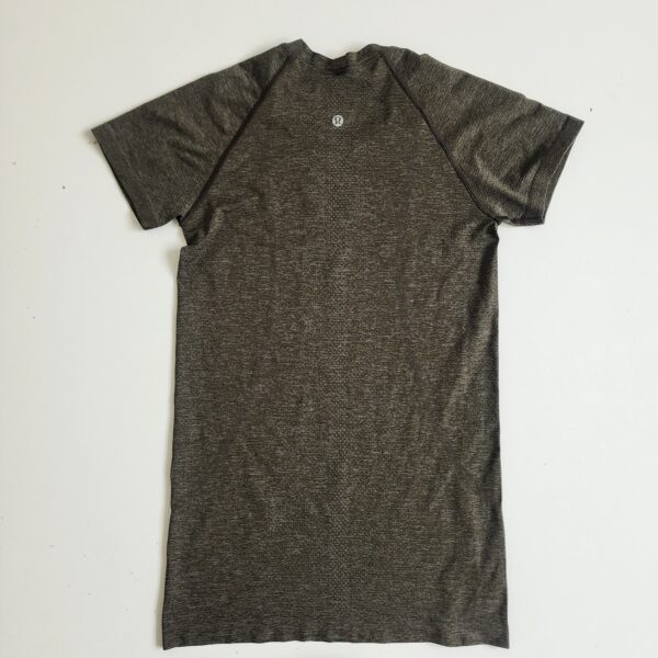 Playera Lululemon - Imagen 4