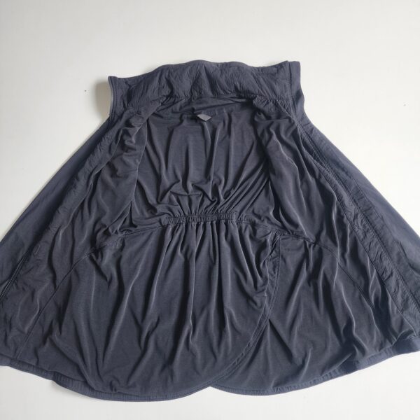 Chumpa rompevientos Lululemon - Imagen 3