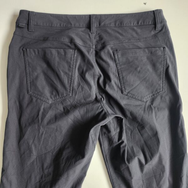 Pantalón Lululemon 32 - Imagen 4