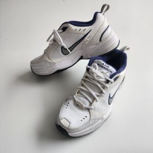 Tenis Nike Air Monarch