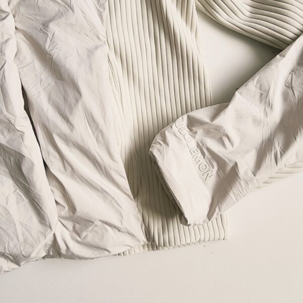 Chumpa Lululemon - Imagen 2