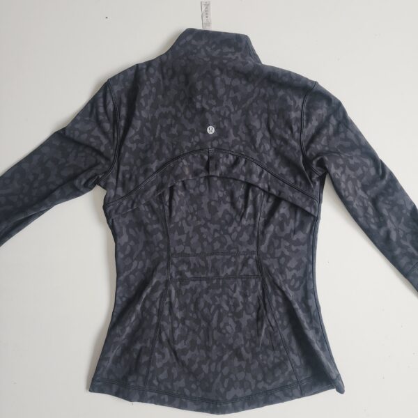 Chumpa Lululemon - Imagen 4