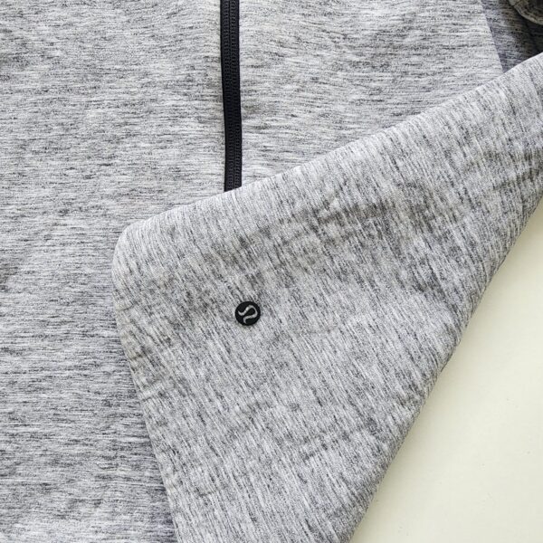 Chumpa Lululemon - Imagen 3
