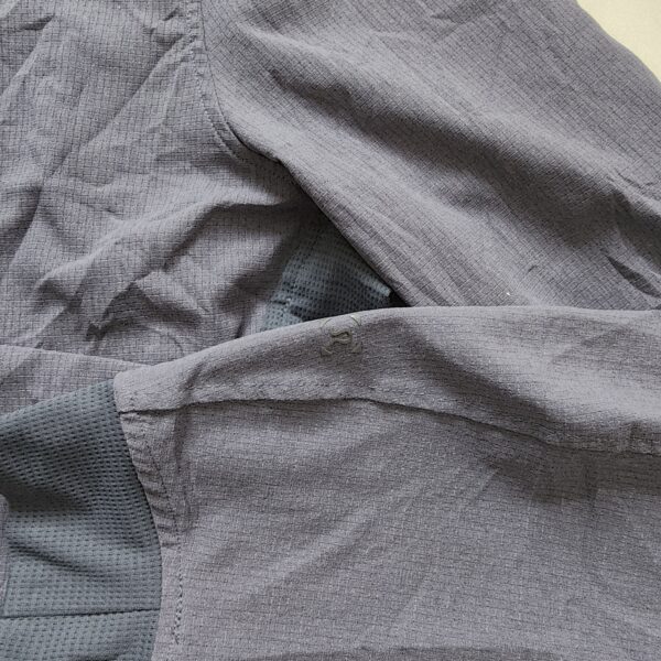 Chumpa rompevientos Lululemon - Imagen 3