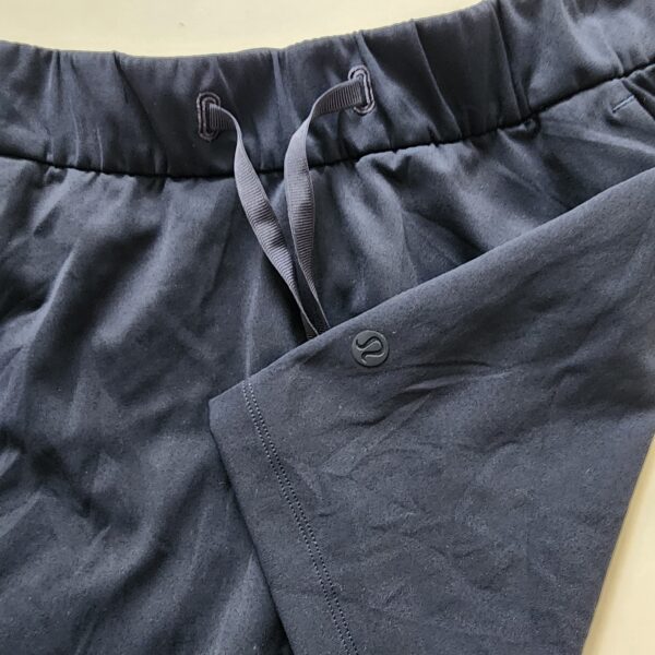 Short Lululemon - Imagen 3