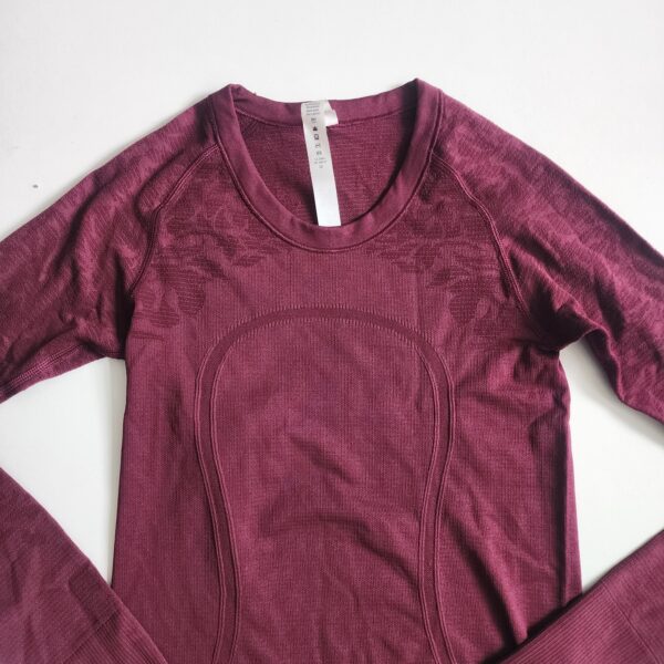 Playera Lululemon - Imagen 2