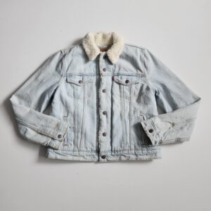 Chumpa Levi's