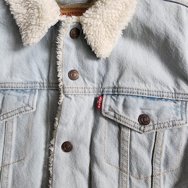 Chumpa Levi's - Imagen 2