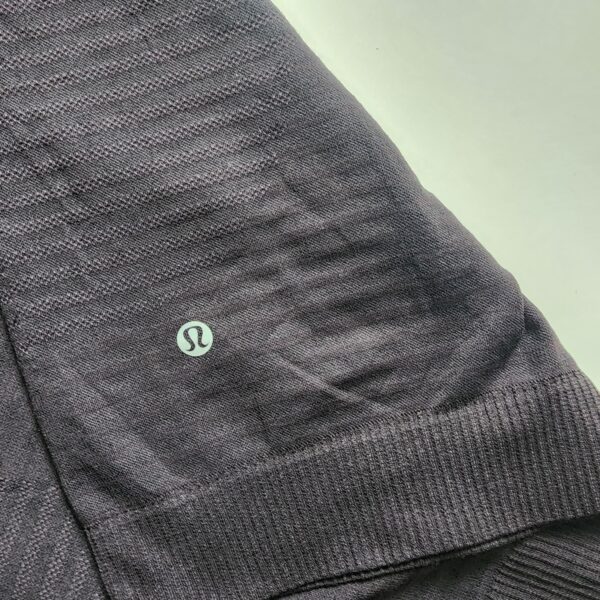 Hoodie Lululemon - Imagen 3