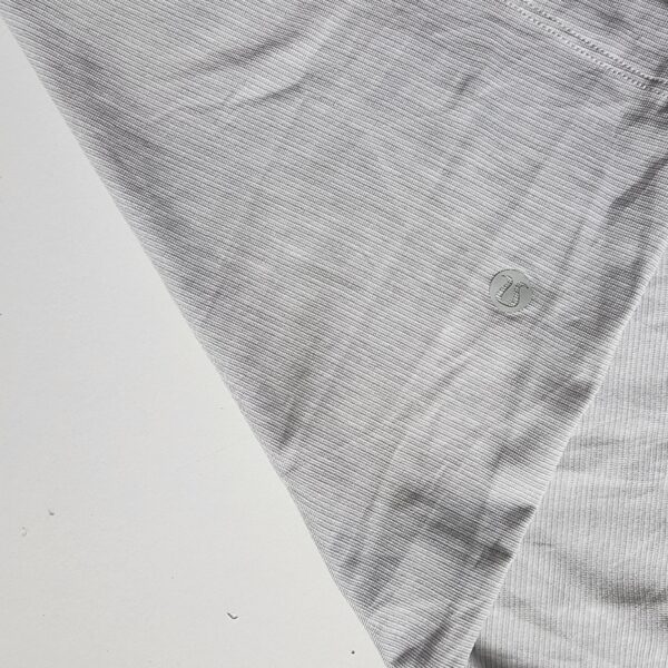 Playera Lululemon - Imagen 4