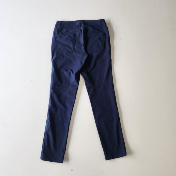 Pantalón Lululemon 28 - Imagen 4
