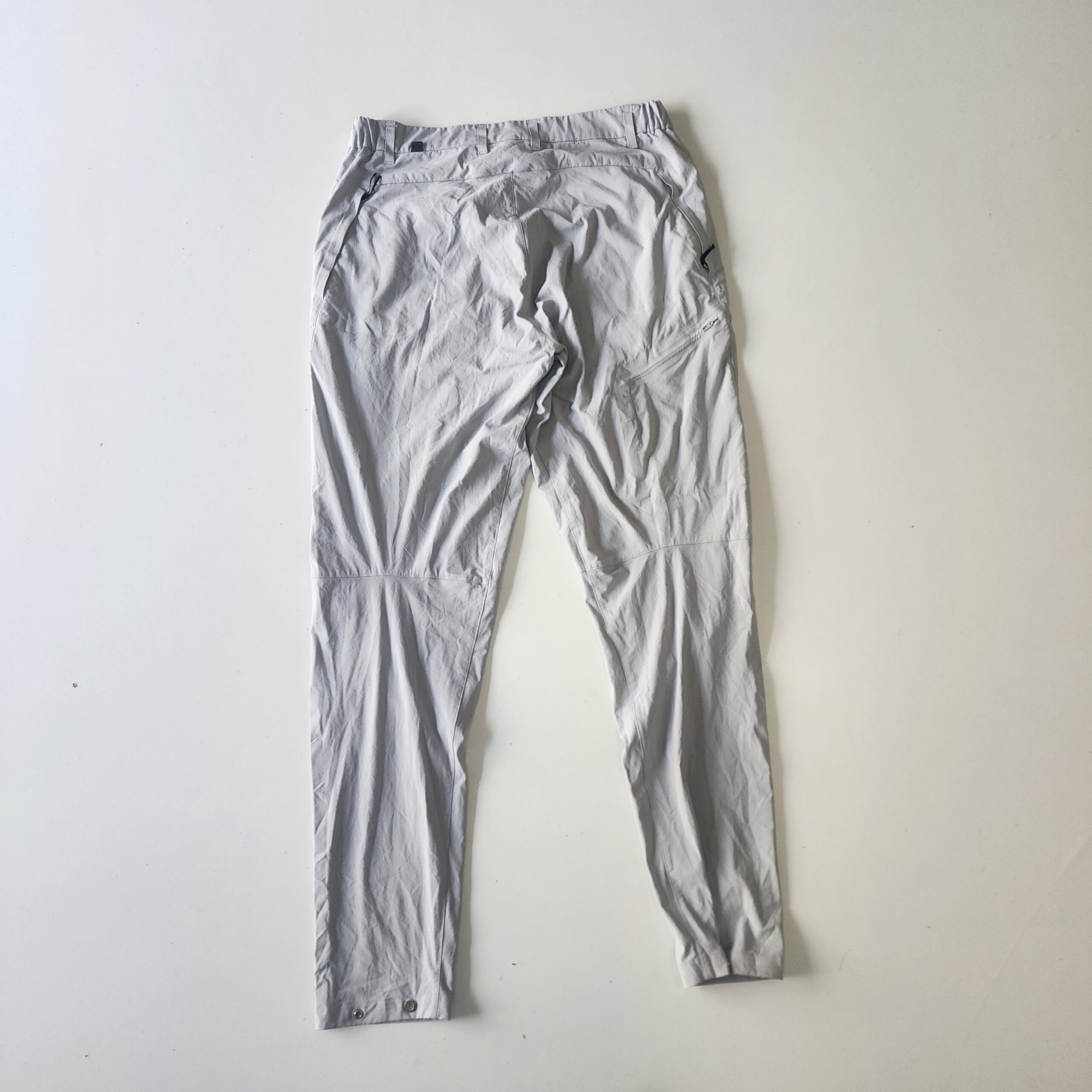 Pantalón Lululemon - Imagen 4