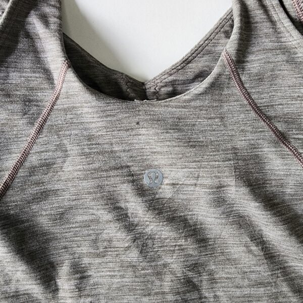 Top Lululemon - Imagen 3