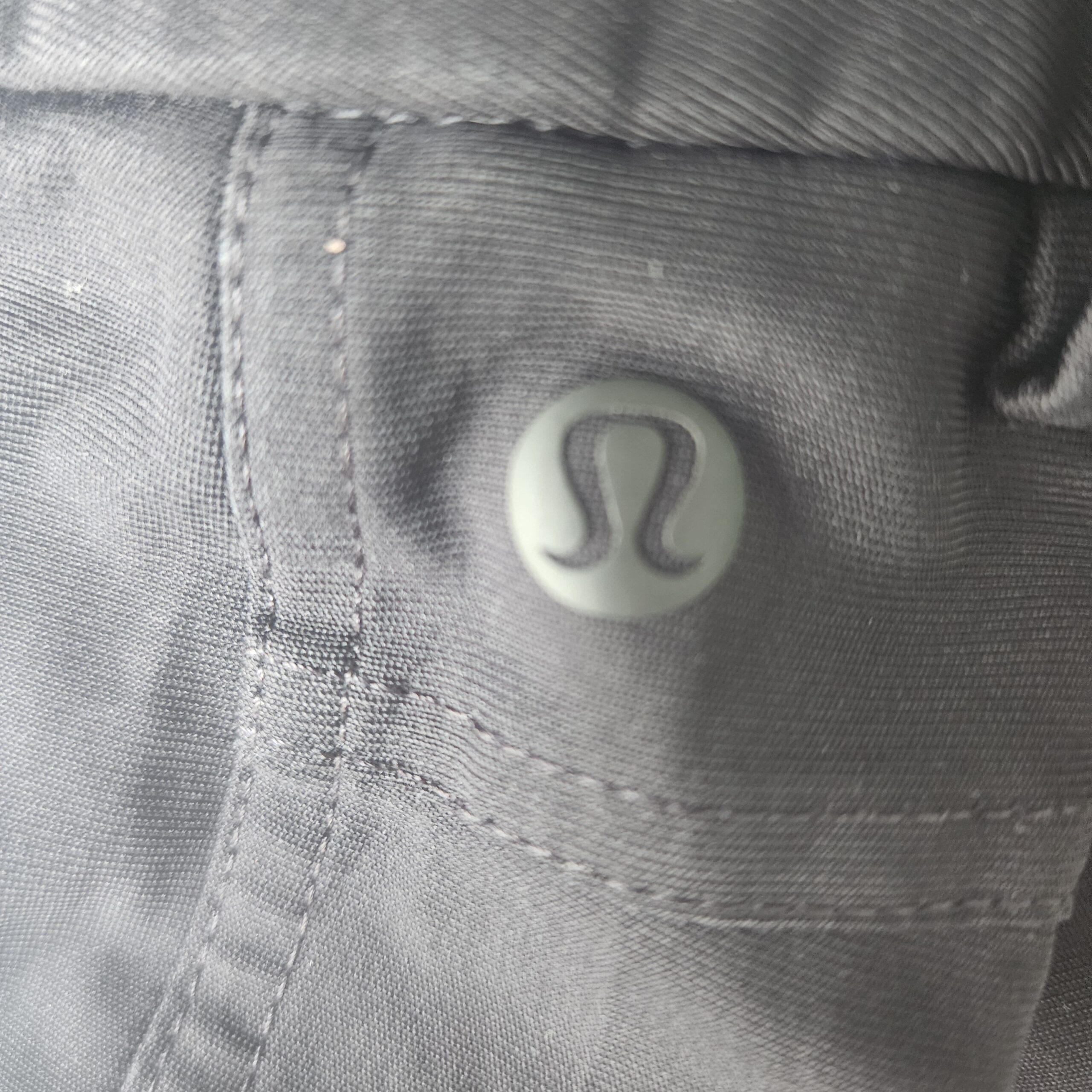 Pantalón Lululemon - Imagen 3