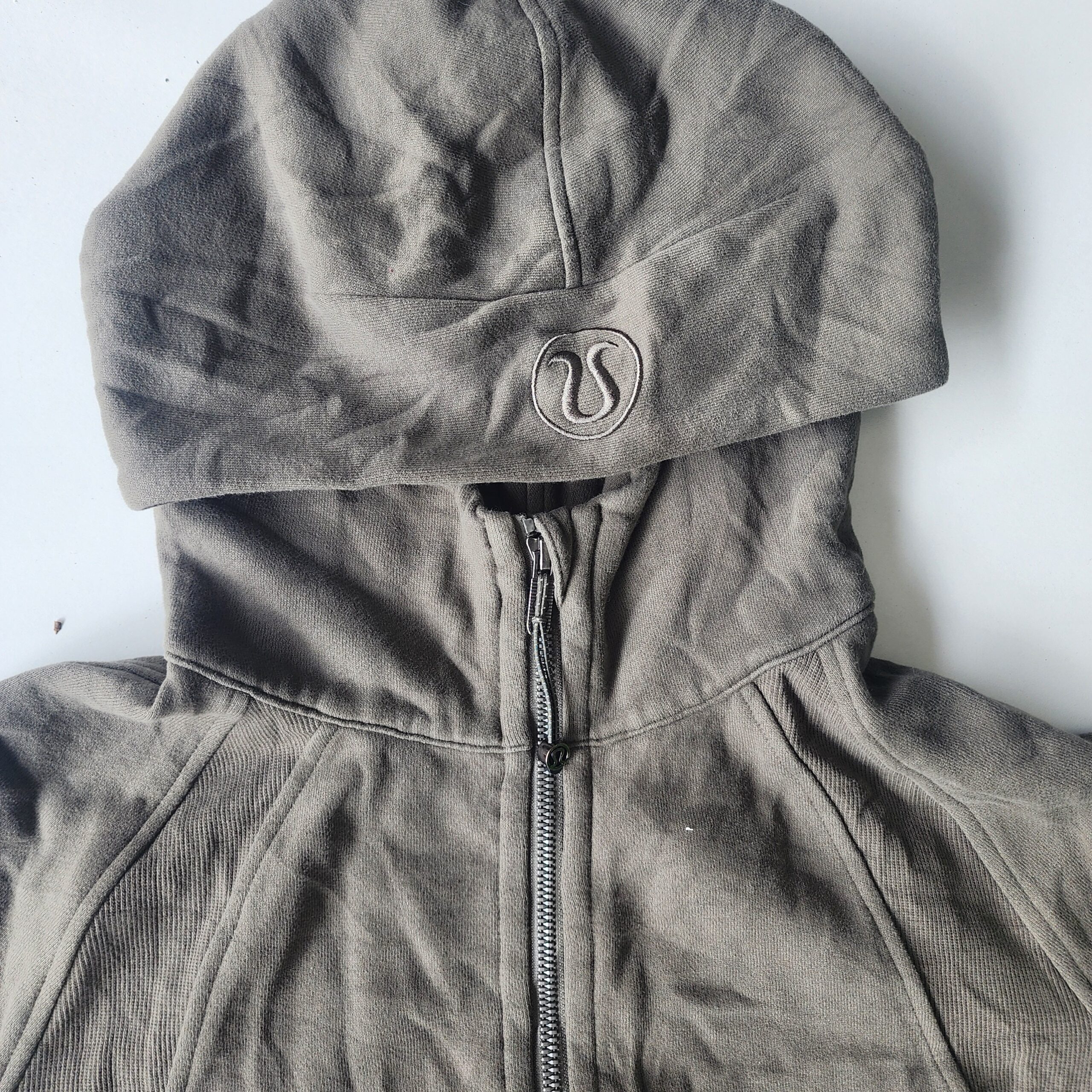 Hoodie Lululemon - Imagen 2