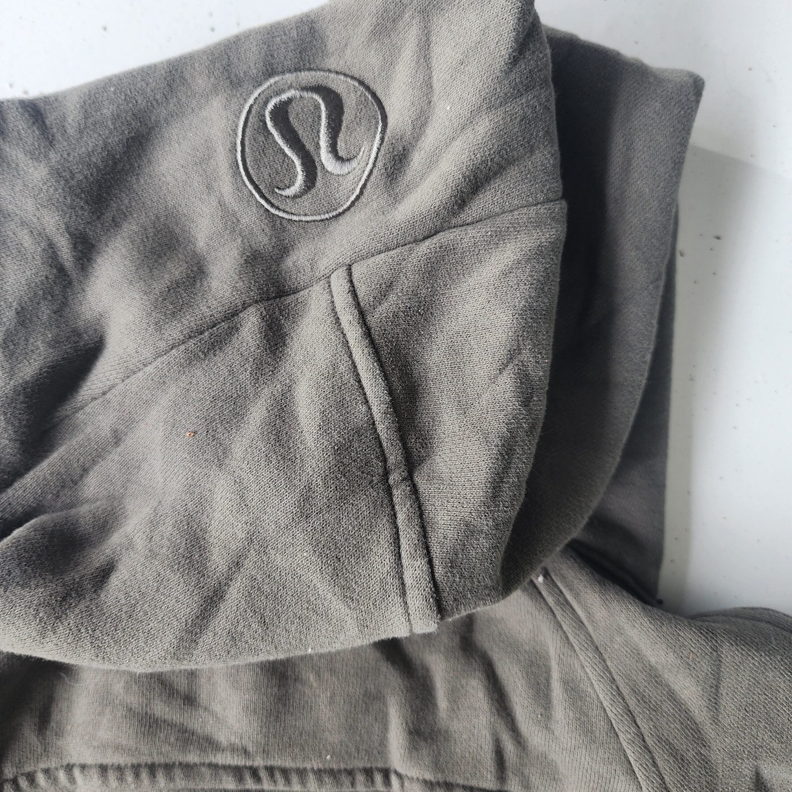 Hoodie Lululemon - Imagen 3