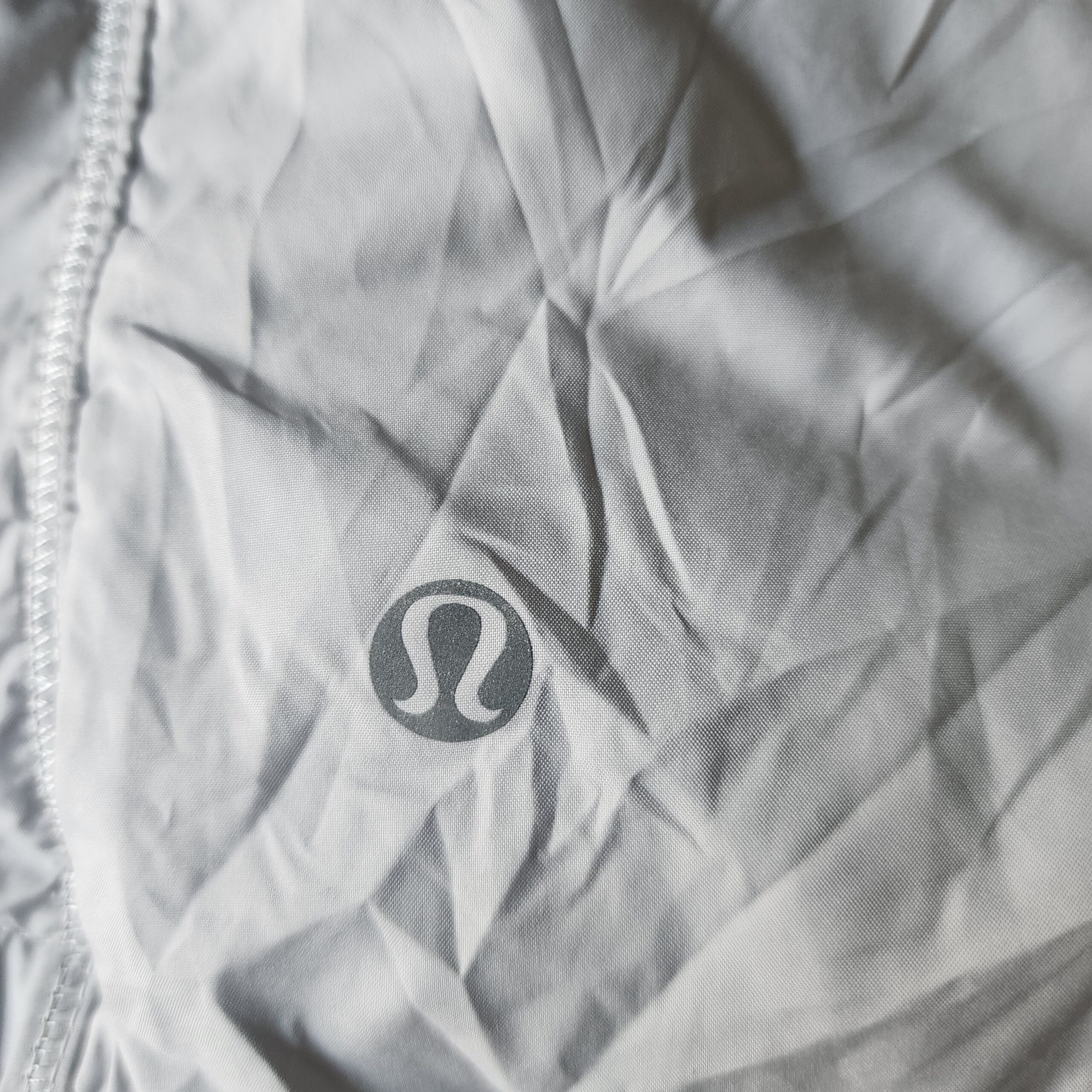Chumpa Lululemon - Imagen 4