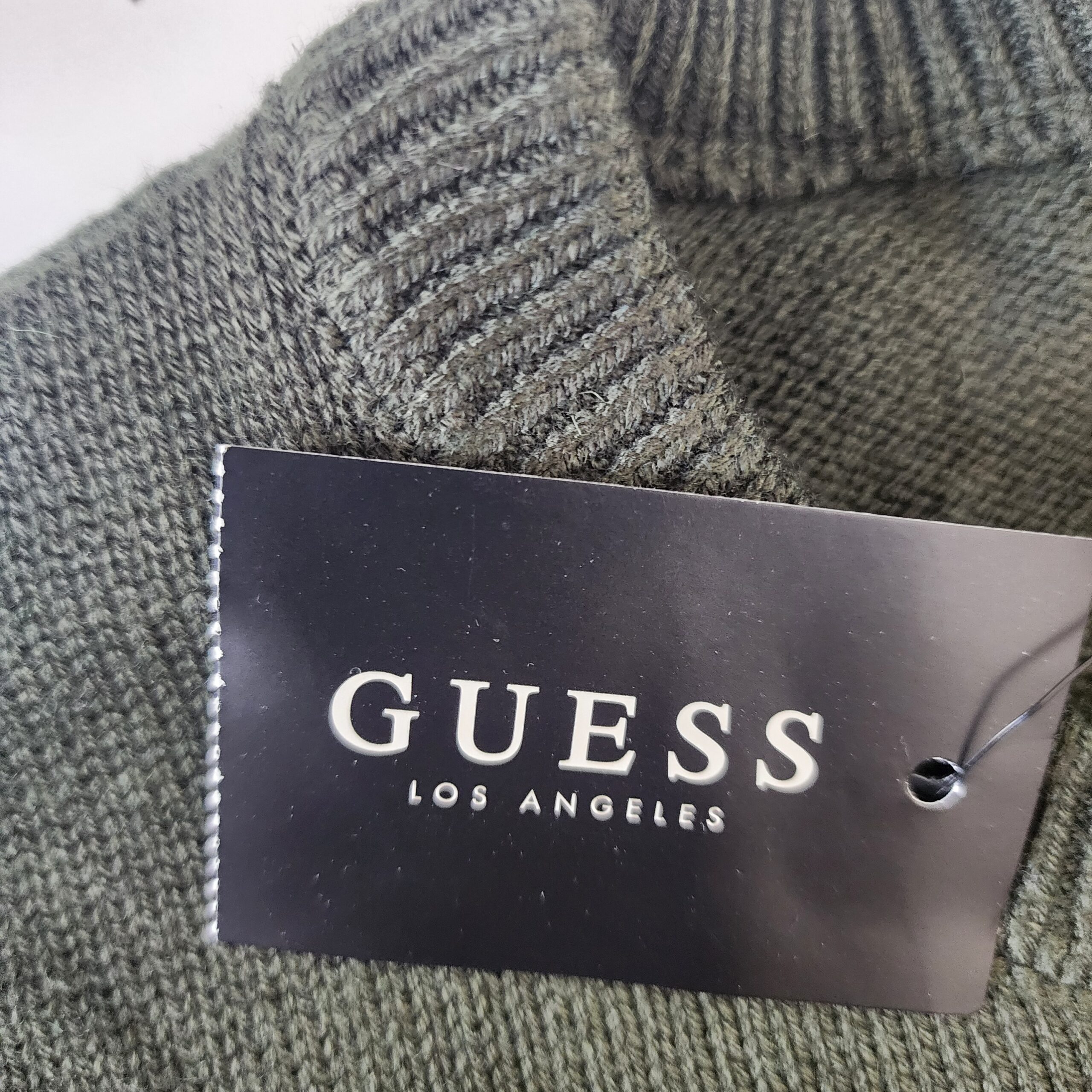 suéter Guess - Imagen 3