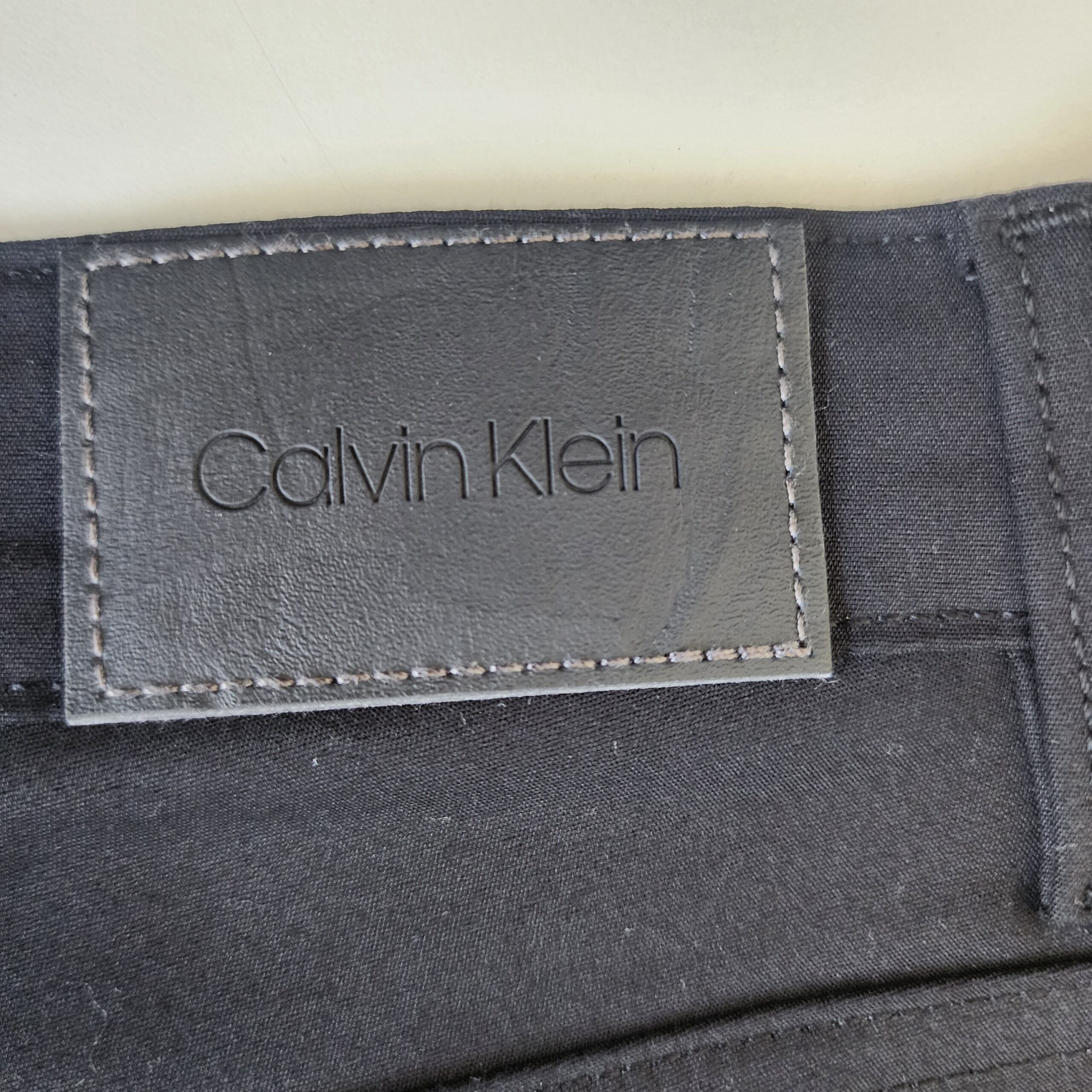 Pantalón Calvin Klein - Imagen 3