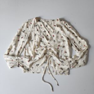 Blusa American Outfitters