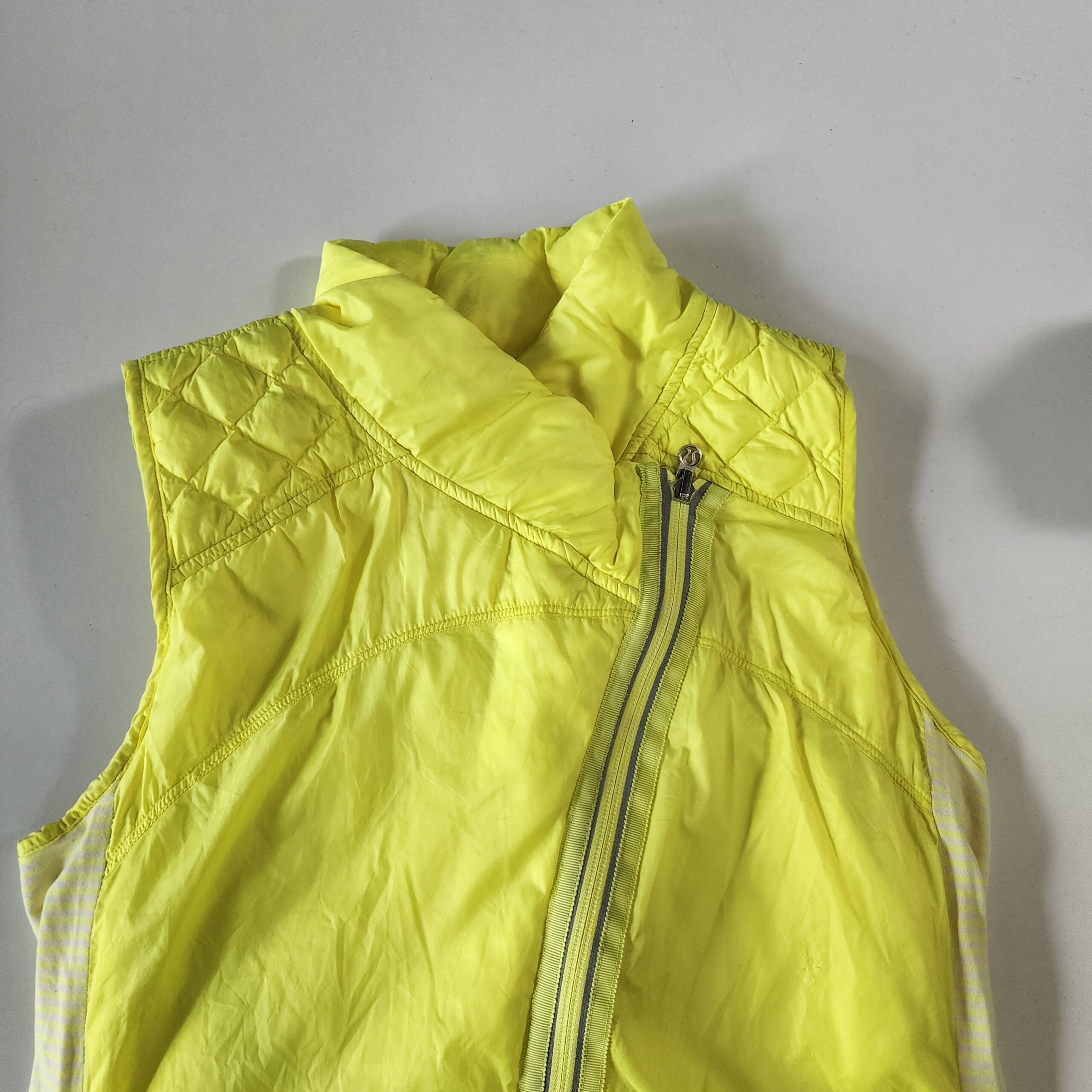 Chaleco Lululemon - Imagen 2