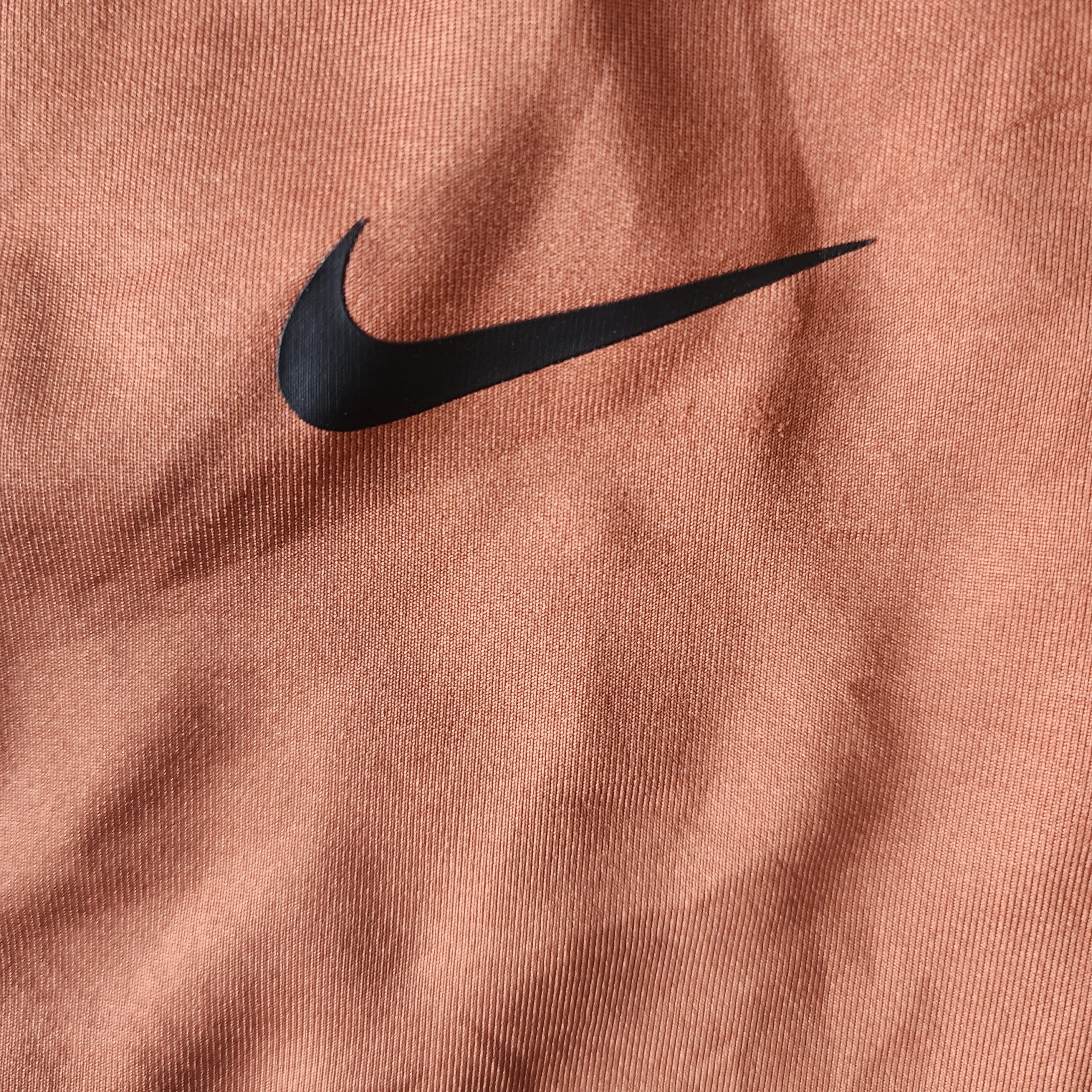 Top Nike - Imagen 3