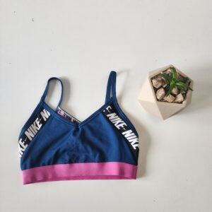 Top Nike