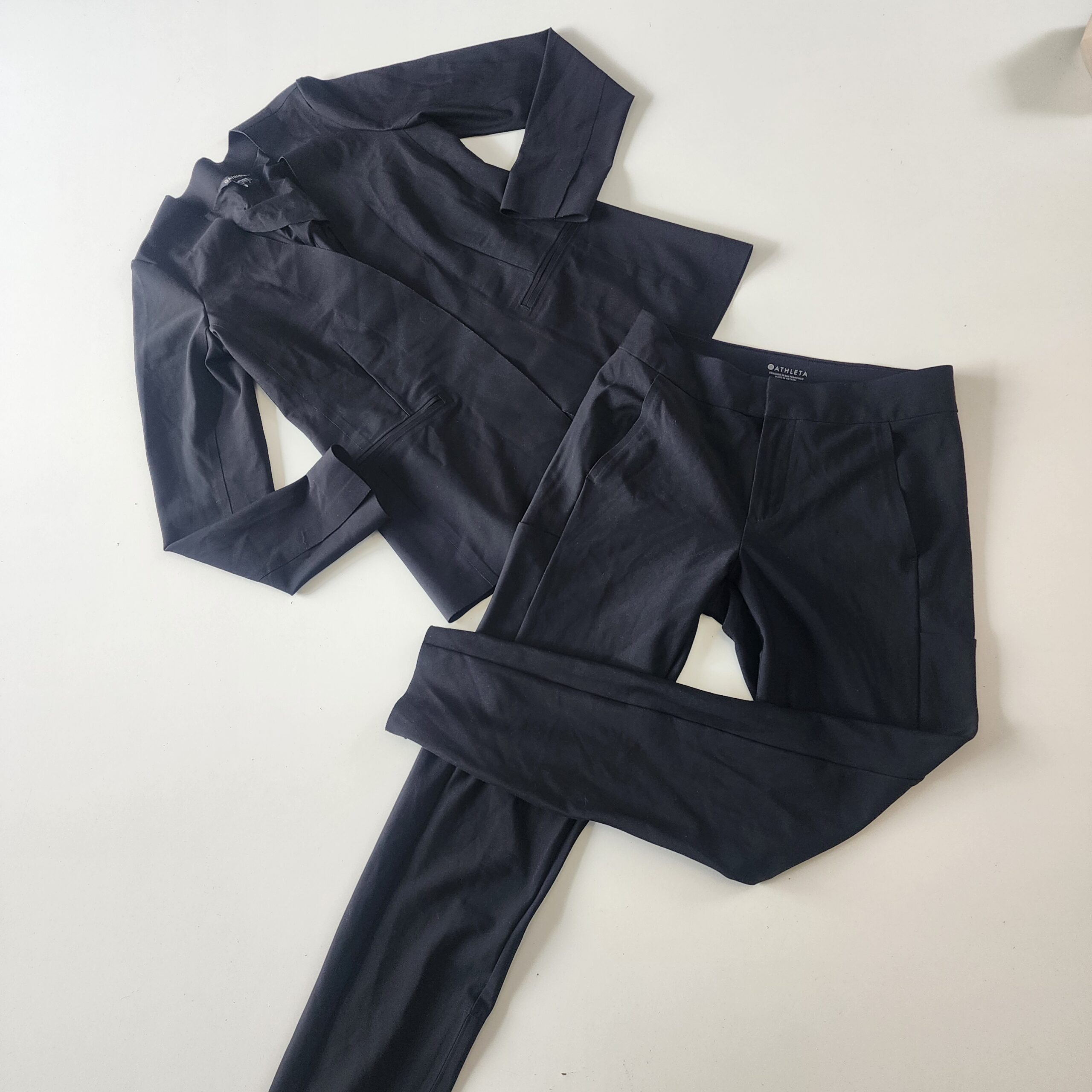 Traje Athleta - Imagen 2