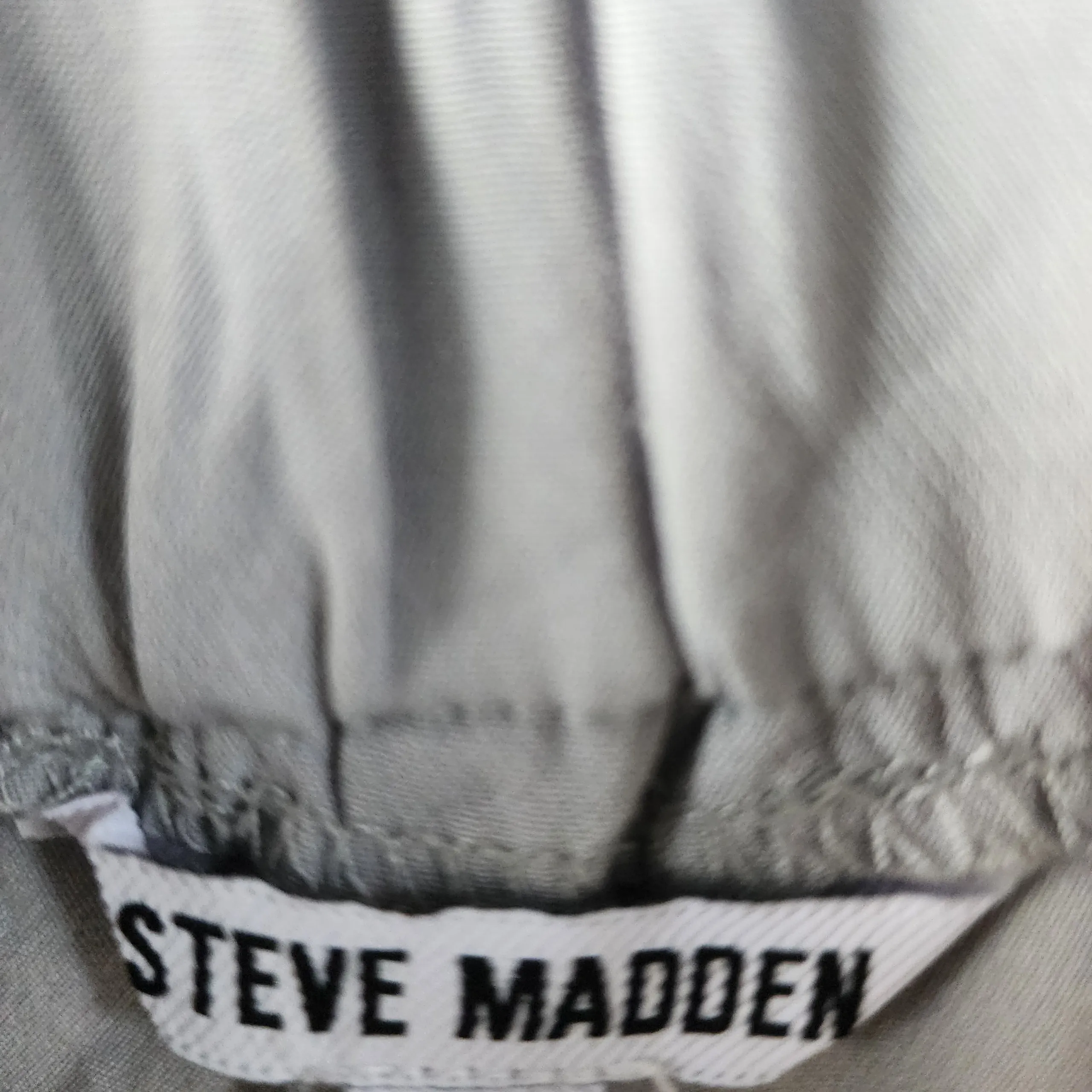 Pantalón Steve Madden talla XS para dama
