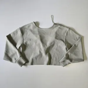 Suéter Lululemon talla 8 para dama