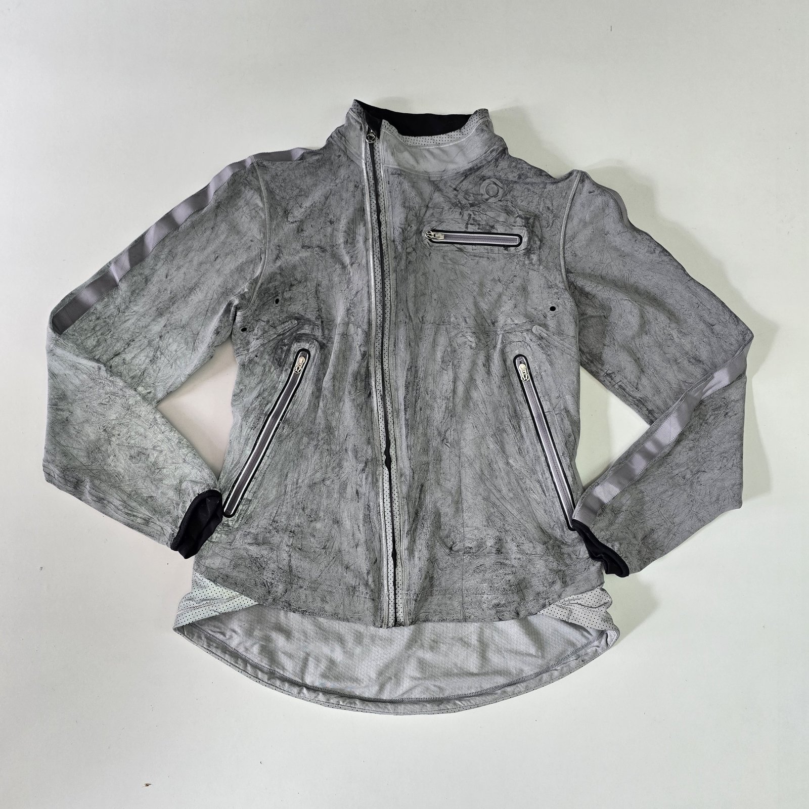 Chumpa reflectiva Lululemon talla 6 para dama